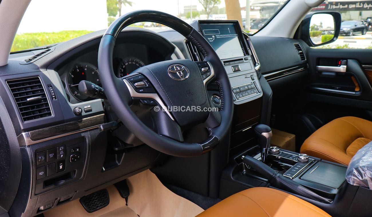 Toyota Land Cruiser GXR V8