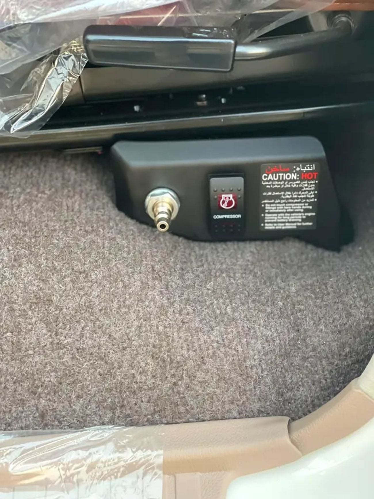 تويوتا لاند كروزر 70 HT VXR LC 76 LX 4.0L A/T GCC Specs SAUDI