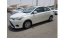 Toyota Yaris 2015 Gulf without accidents completely clean from the inside and outside and do not need any e