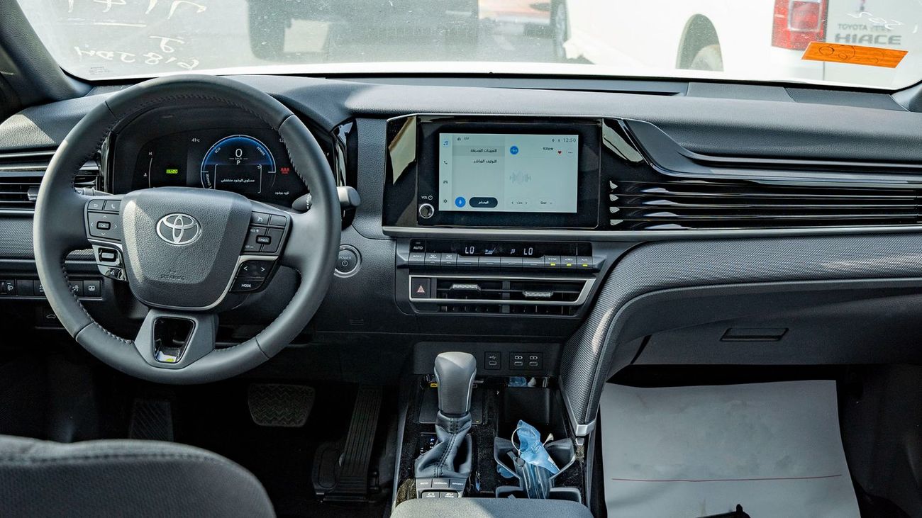 تويوتا كامري 2025 Toyota Camry 2.5L LE Hybrid with panorama roof AT