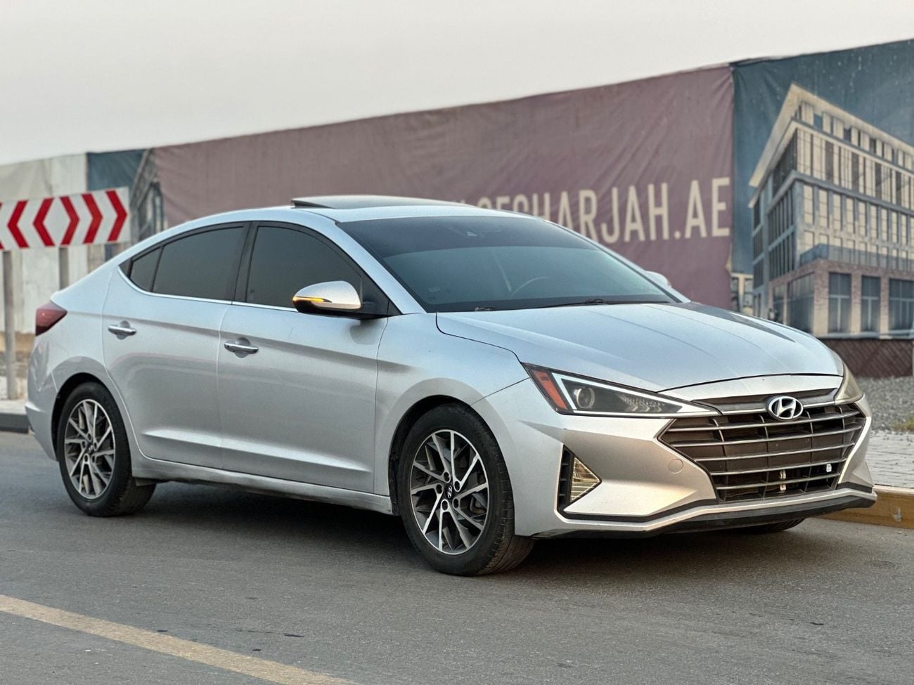 هيونداي إلانترا GLS