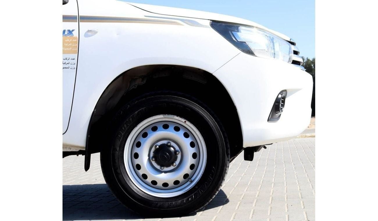 Toyota Hilux GL 2 2.7L AWD Toyota Hilux 2.7L Automatic 4X4 2020 GCC accident-free in excellent condition 1538 P.M