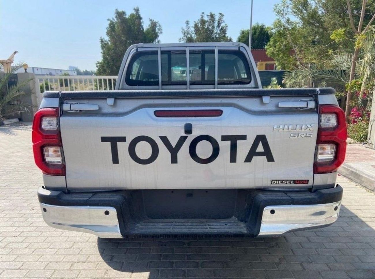Toyota Hilux 2023 Toyota Hilux 2700cc Full Option Automatic With Rear Camera Zero KM
