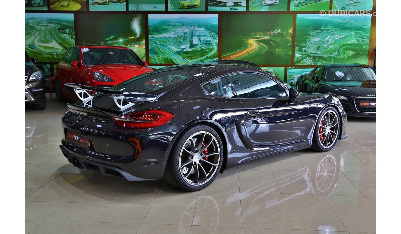 Porsche Cayman GT4