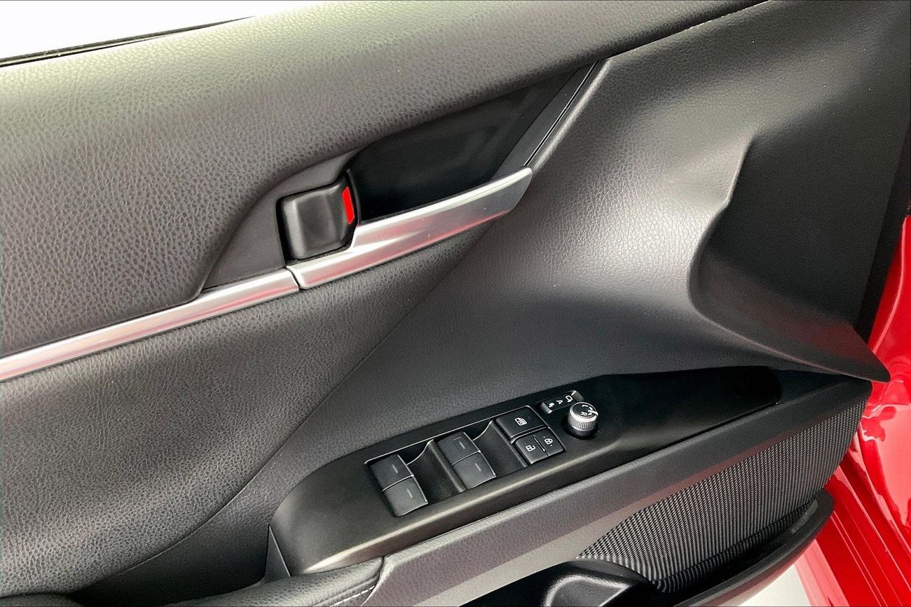 Toyota CHR GX| 1 year free warranty | Exclusive Eid offer