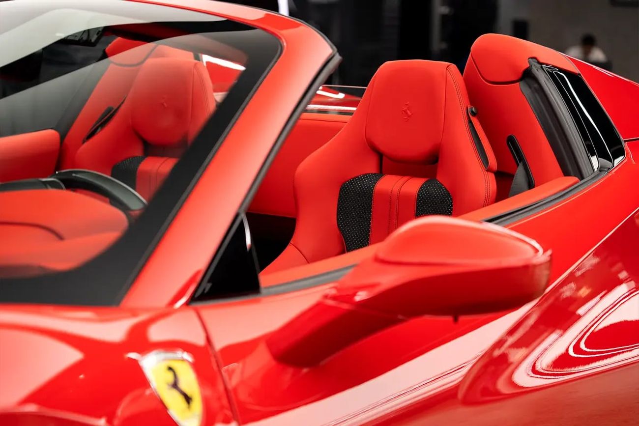 فيراري ف ٨ سبيدر 3.9T V8