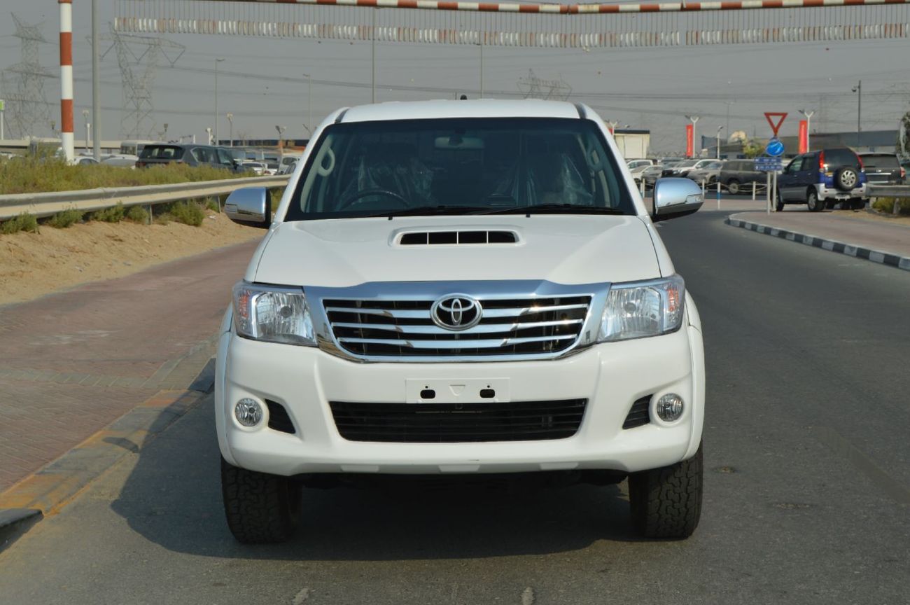 Toyota Hilux Double cabin 3.0L, perfect inside and outside