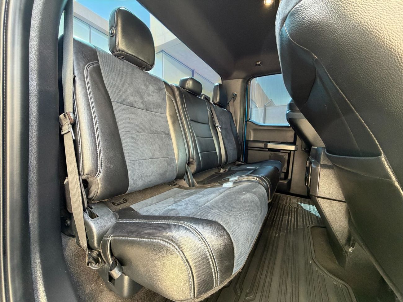 Ford F 150 Raptor FORD F-150 RAPTOR | 2020 | GCC SPECS | 3.5L V6 4WD | AED 195,000 | AED 3,120 PM