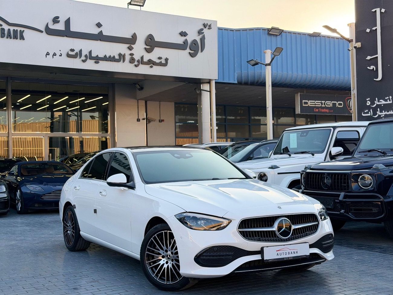 مرسيدس بنز C 200 Premium 2.0L