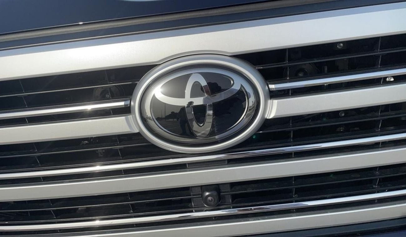 تويوتا لاند كروزر LAND CRUISER VX.R TWIN TURBO