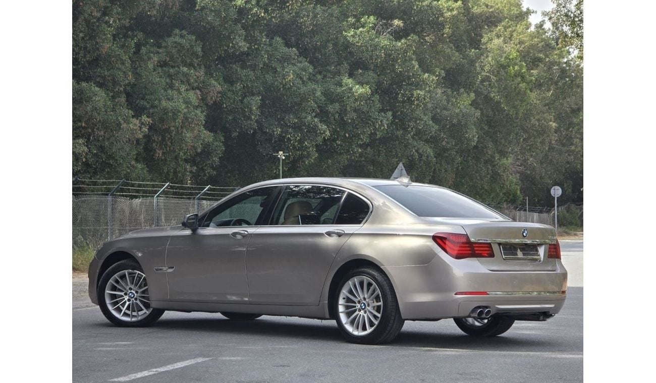 BMW 730Li Middle East Edition 4.0L BMW 730 LI 2013 GCC FULL OPITION // PERFECT CONDITION