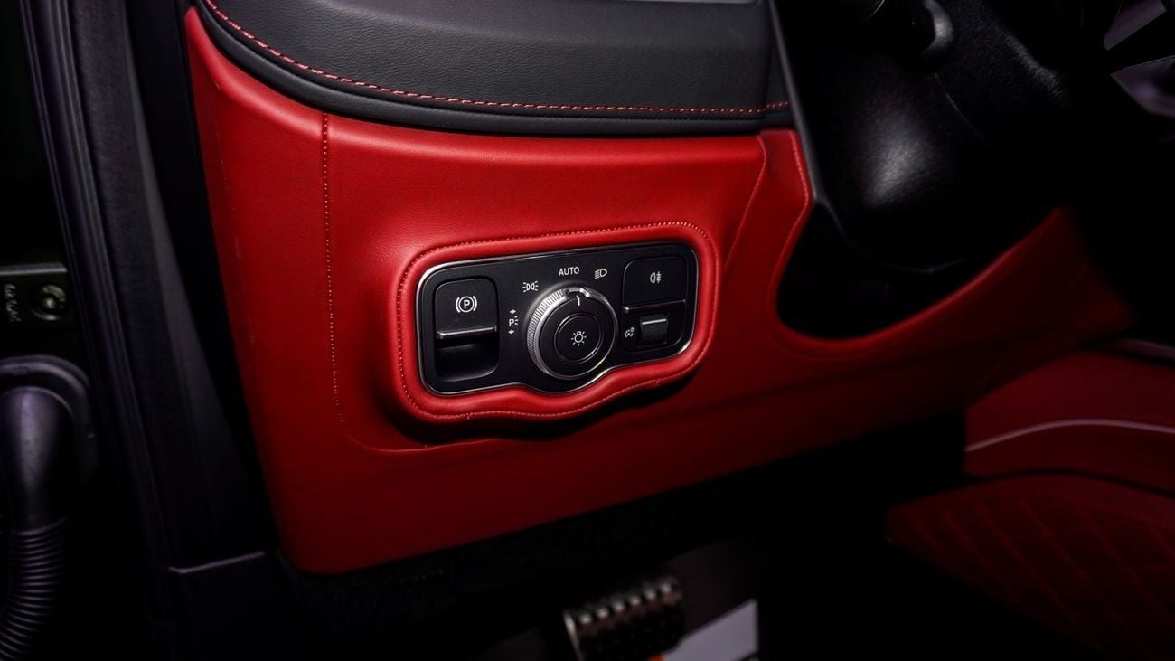 Mercedes-Benz G 63 AMG 2025 MERCEDES AMG G63 - CARBON PACK - DOUBLE NIGHT PACK - SPECIAL COLOR - FULL OPTION