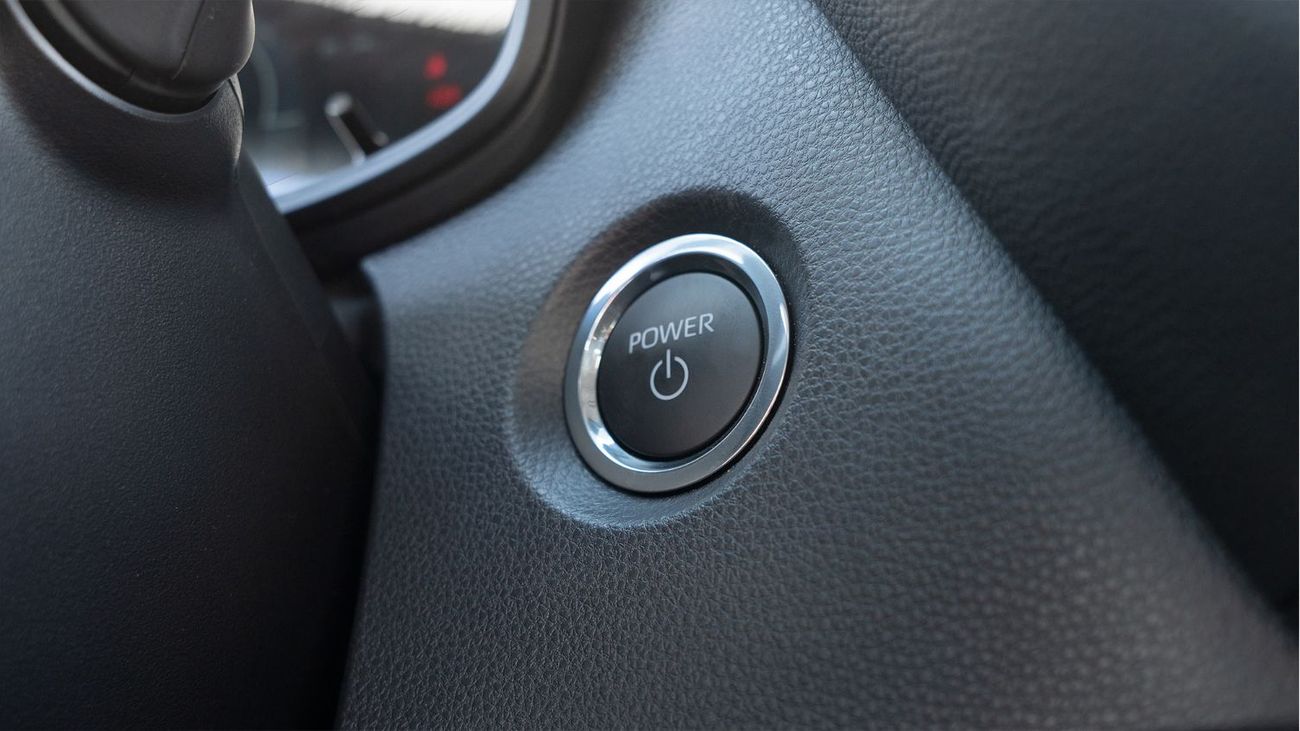 تويوتا كورولا 2025 Toyota Corolla Elite 1.8L Hybrid AT