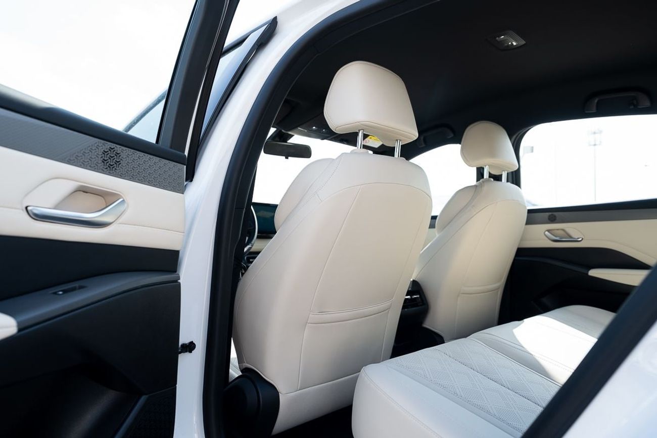 BYD QIN PLUS Honor DM-i 55km Leading 2025