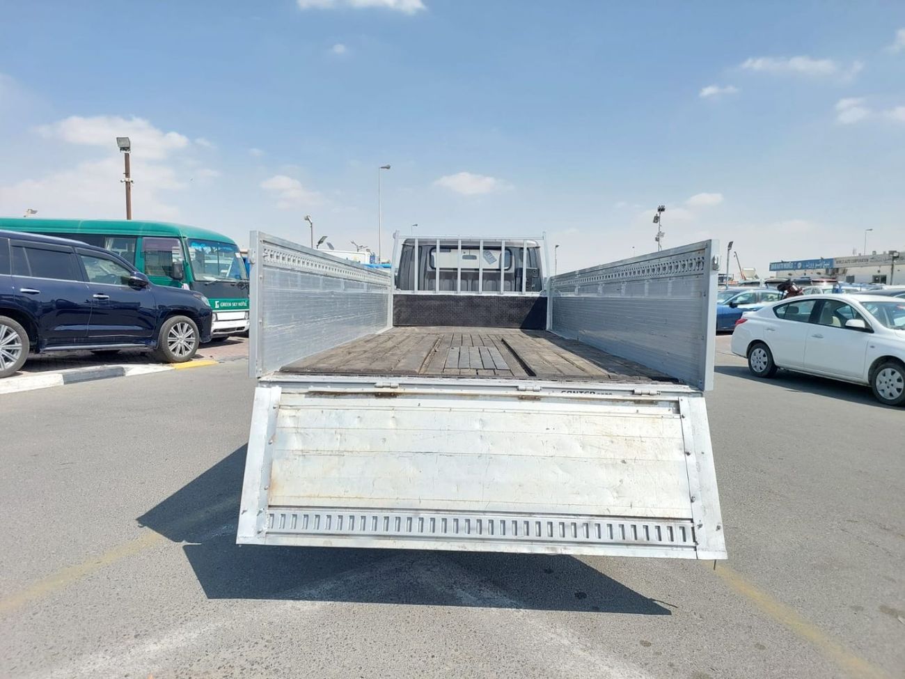 Mitsubishi Fuso Canter MITSUBISHI CANTER TRUCK RHD 1990 MODEL 3.9 L DIESEL MANUAL(PM40451)