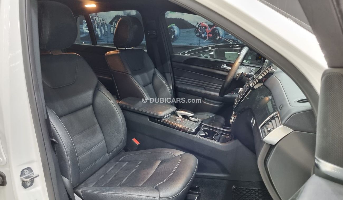 Mercedes-Benz GLE 43 AMG MERCEDES GLE 43 COUPE 2019 WITH ONLY 57K KM ORIGINAL PAINT IN PERFECT CONDITION FOR 210K AED