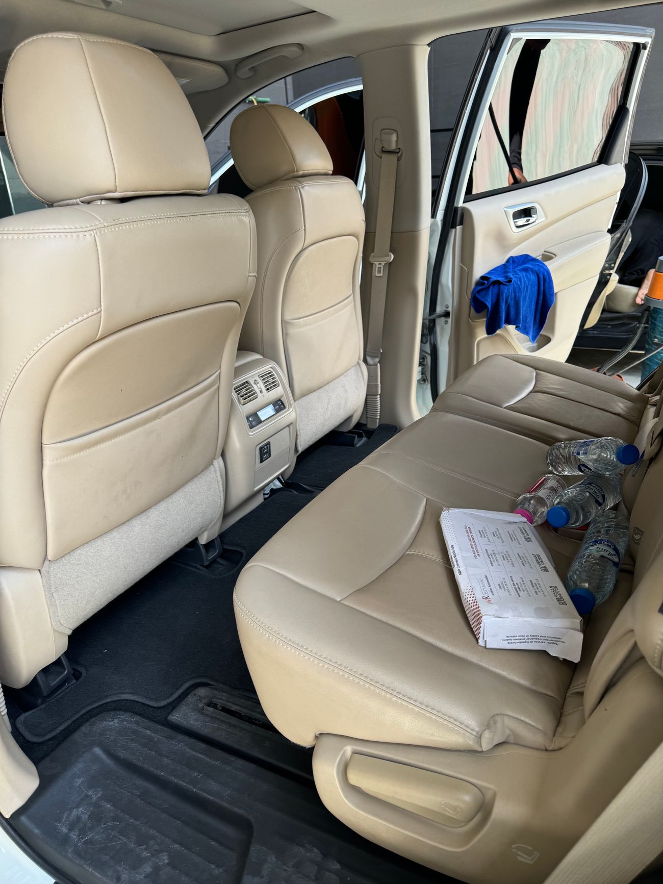 Nissan Pathfinder SV