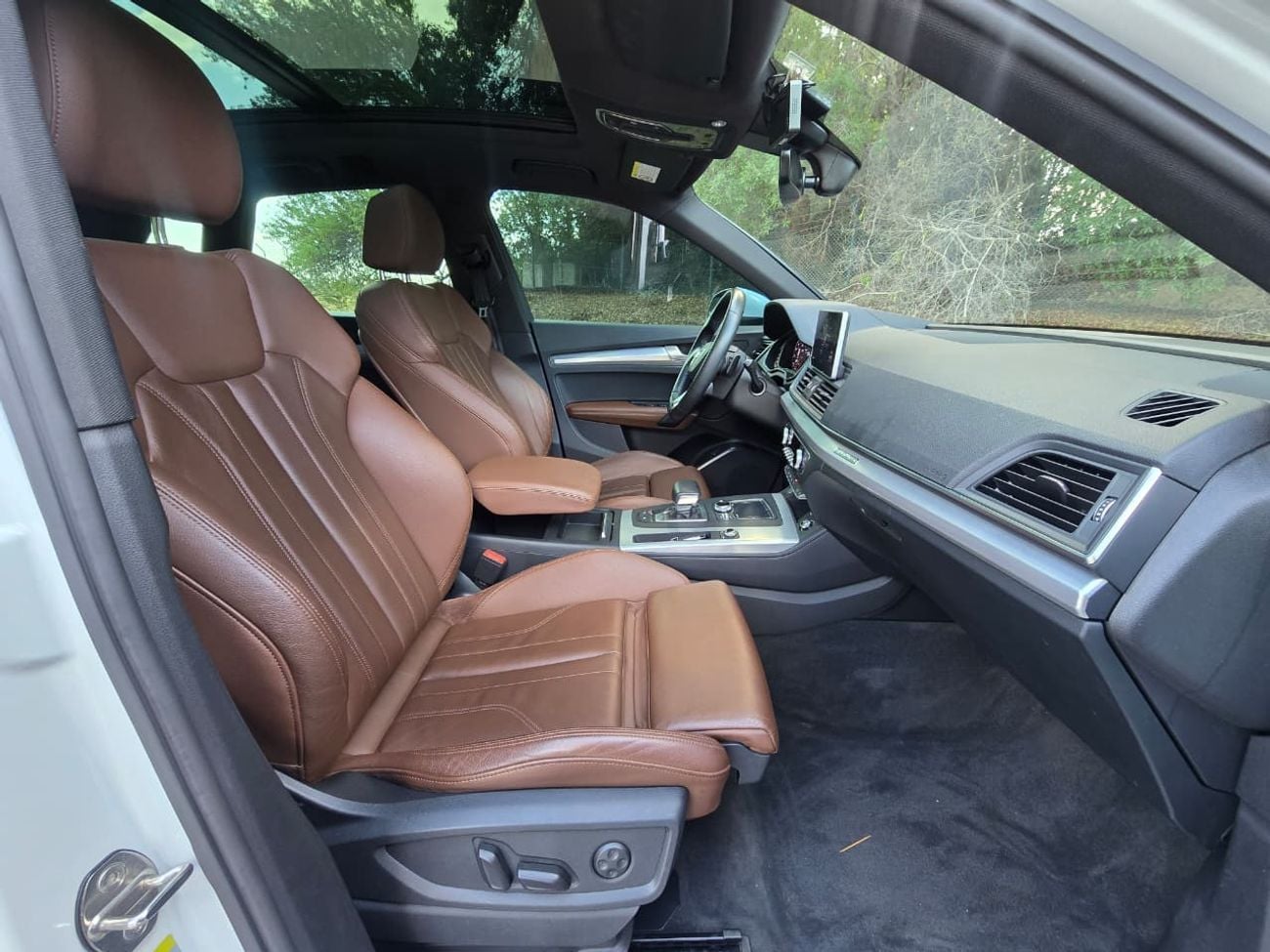 Audi Q5 45 TFSI Quattro 2.0L AUDI Q5 45 TFSI 2020 // KOREAN // FULL OPITION // PERFECT CONDITION