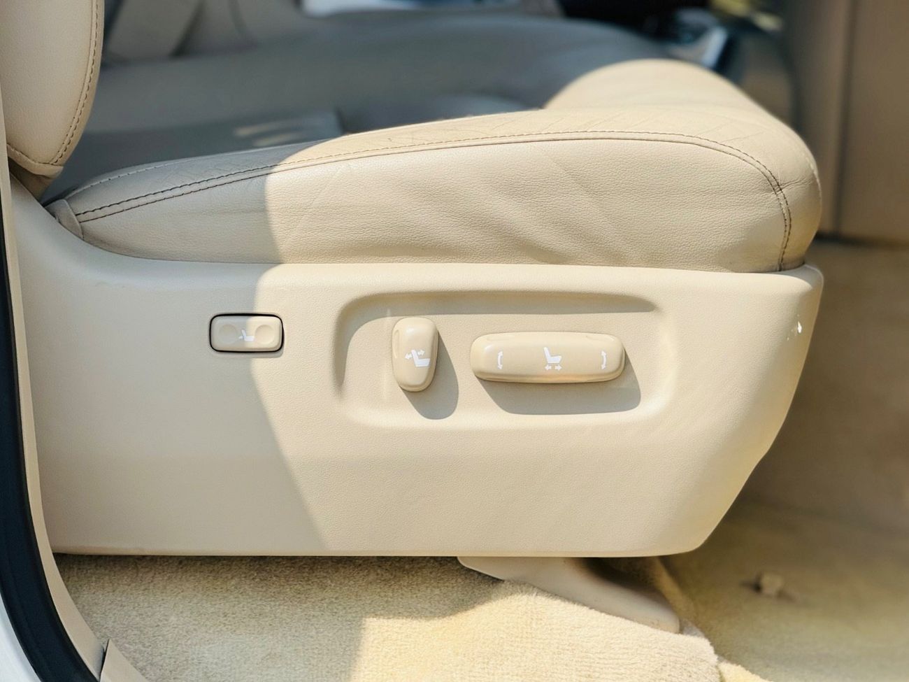 تويوتا لاند كروزر