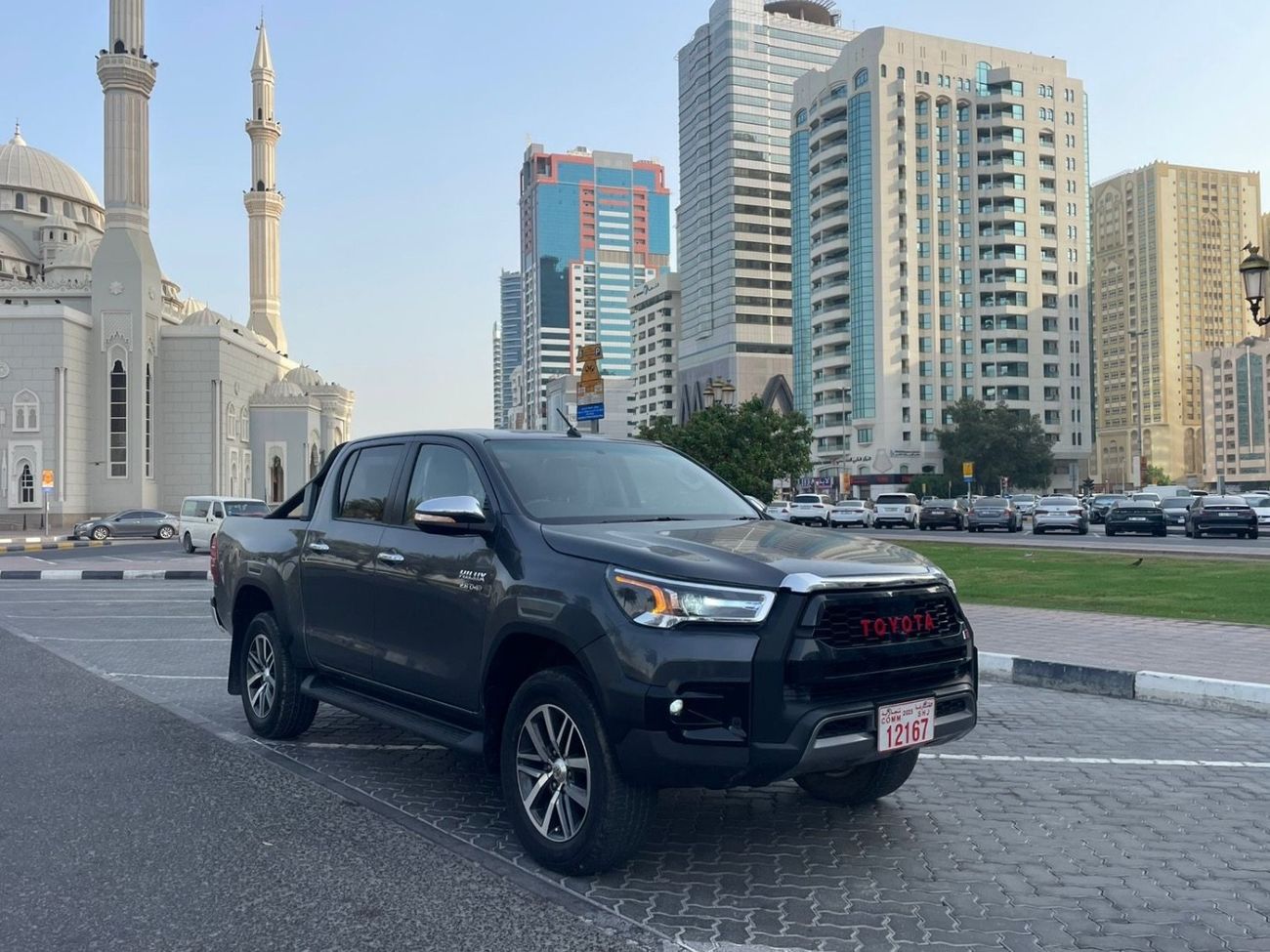 تويوتا هيلوكس SR5 2016 Facelift to 2024 shape Diesel Engine Full Option