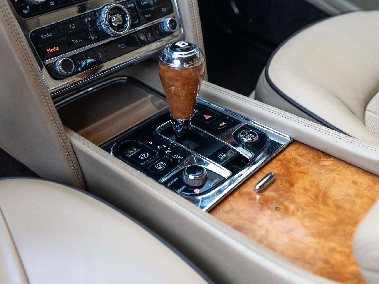 بنتلي مولسان Standard