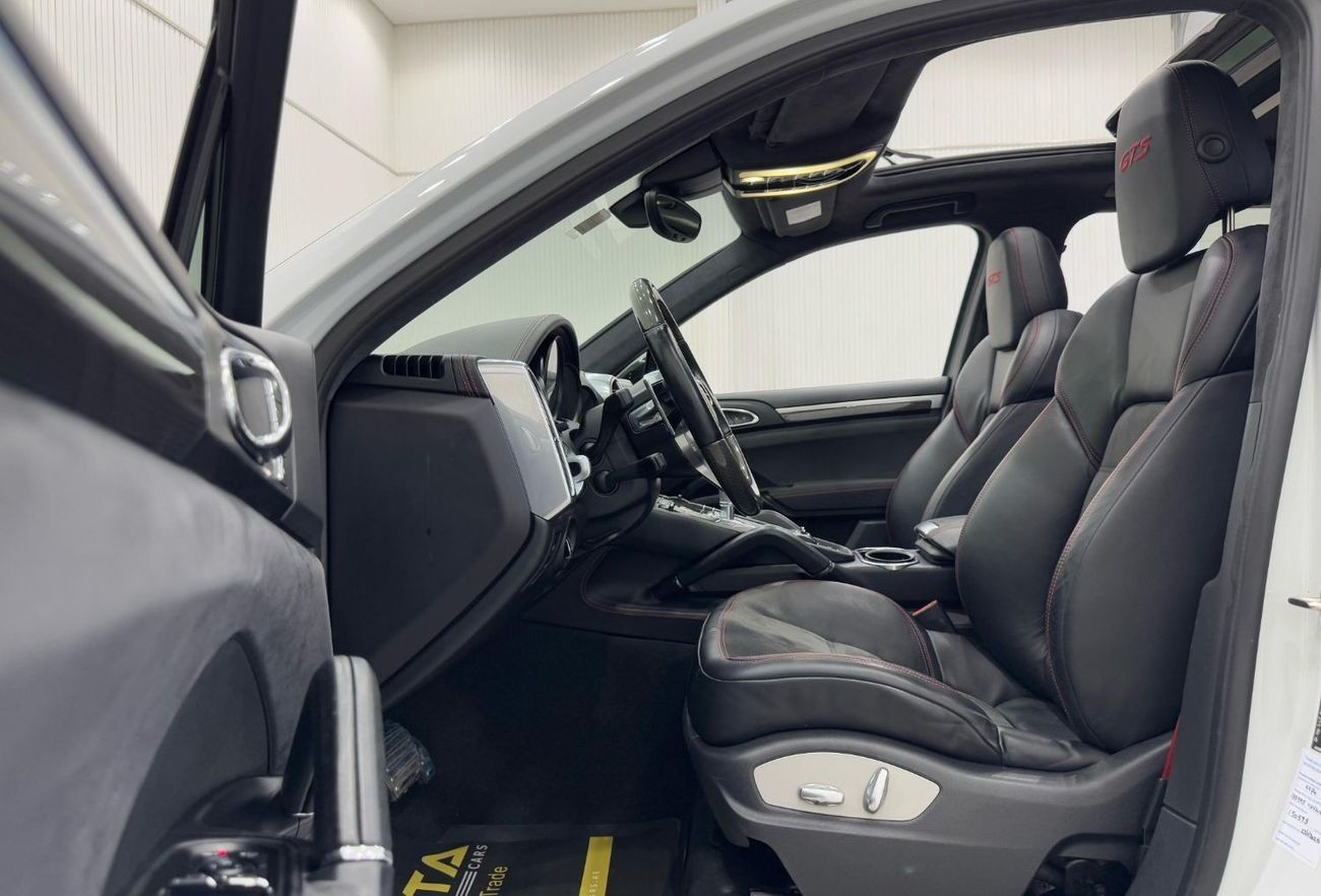 Porsche Cayenne GTS 3.6L 2016 Porsche Cayenne GTS, Porsche Agency Full Service History, Excellent Condition, GCC