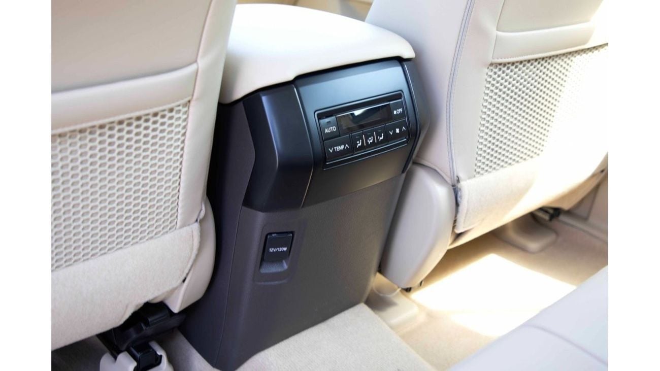 تويوتا برادو تويوتا برادو 4.0 TXL S.Dr 2023 - أسود اتيتيود من الداخل بيج | تصدير فقط