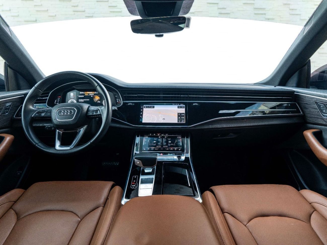 Audi Q8 55 TFSI quattro Luxury 3.0L (340 HP)