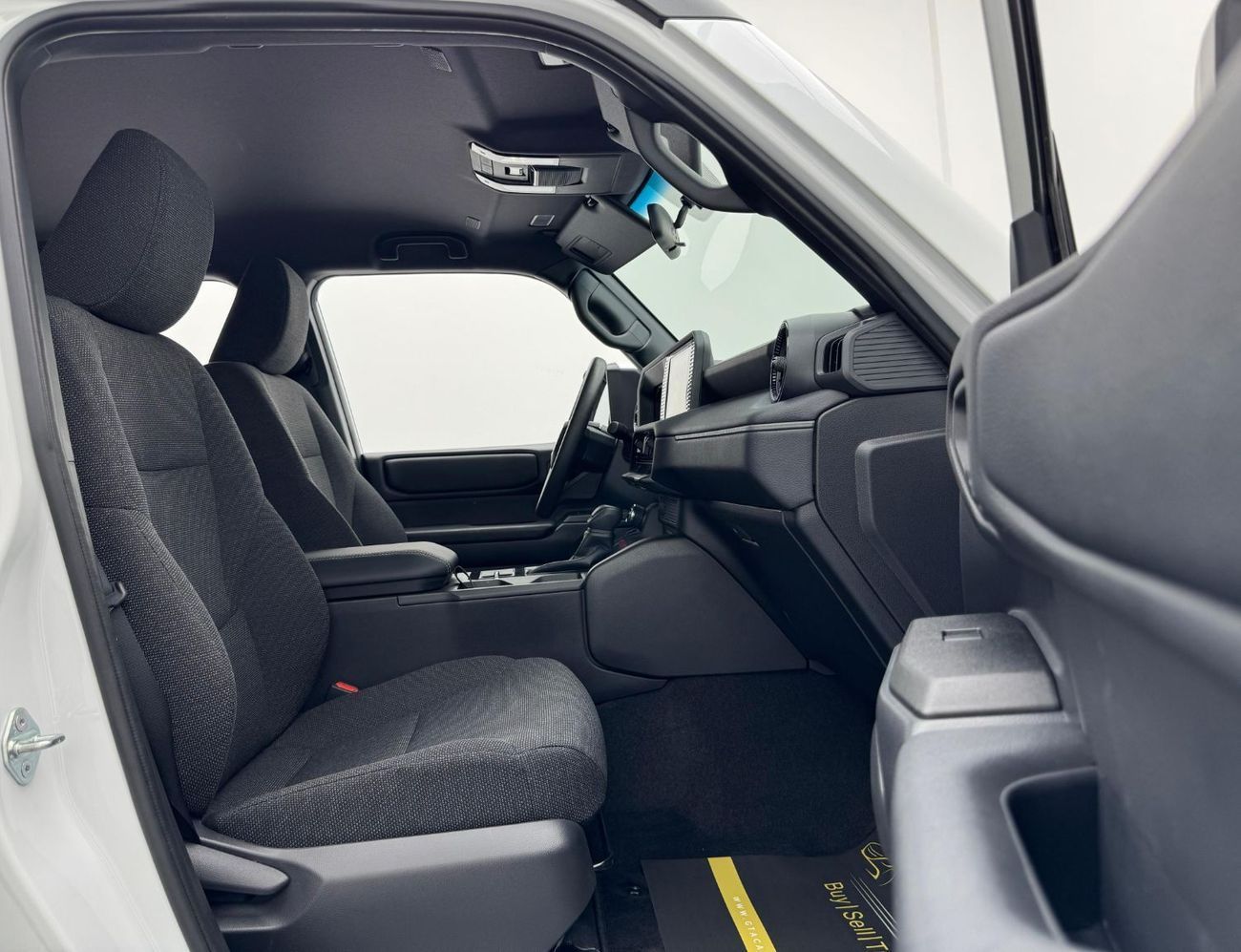 Toyota Prado TXR 2.4T 2024 Toyota Prado TXR, 2027 Toyota Warranty & 2028  Service Contract,  7 Seater, GCC