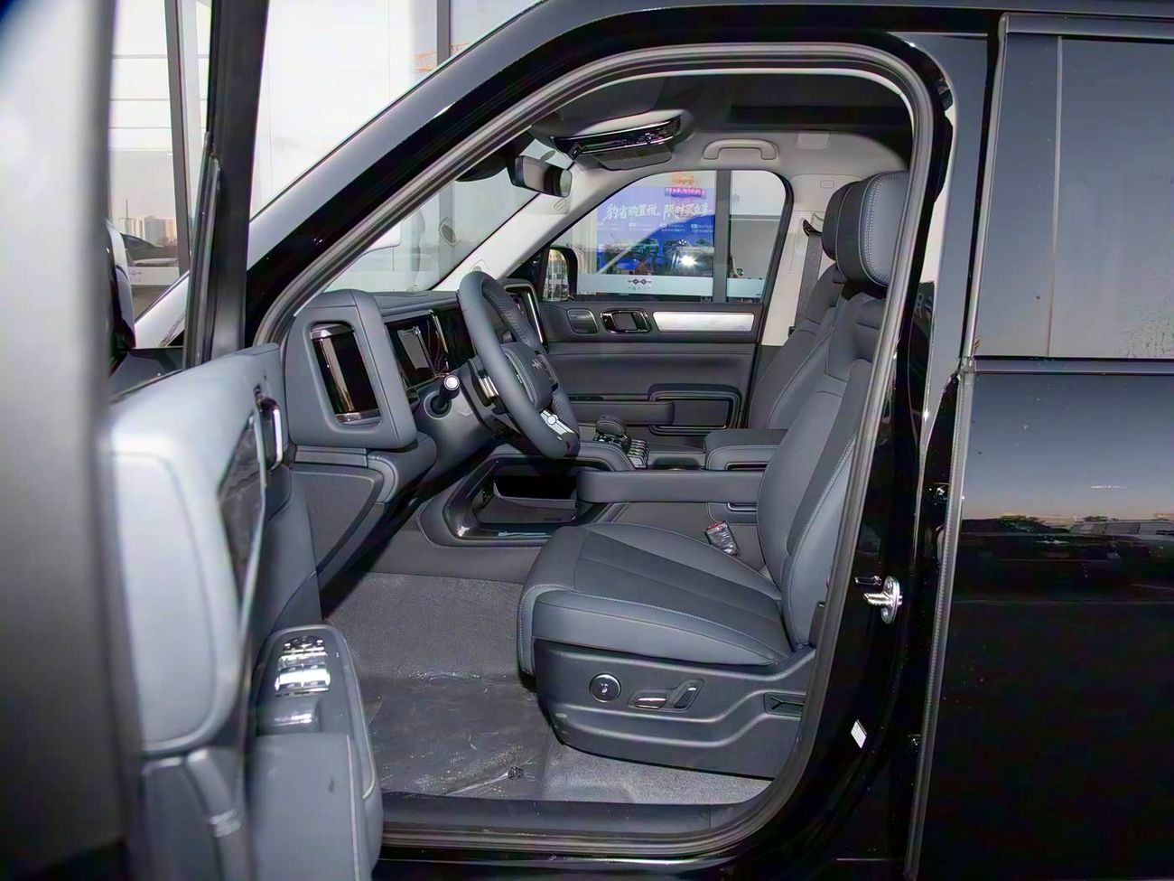 بي واي دي ليوبارد 5 210KM Ultra Yunnian Heaven Edition | 2025 | Coming Soon