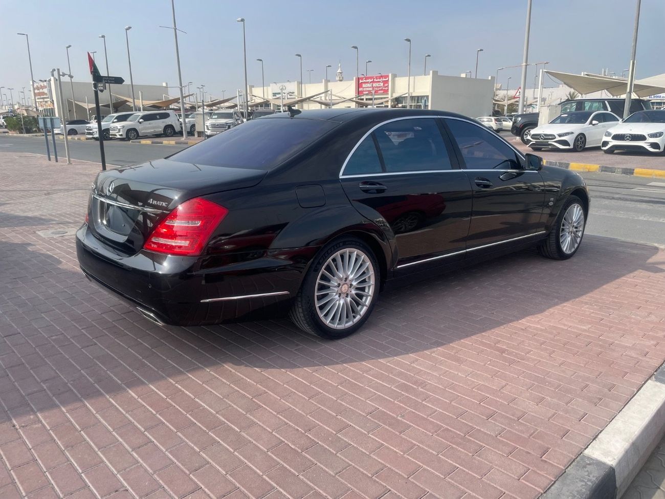 Mercedes-Benz S 500