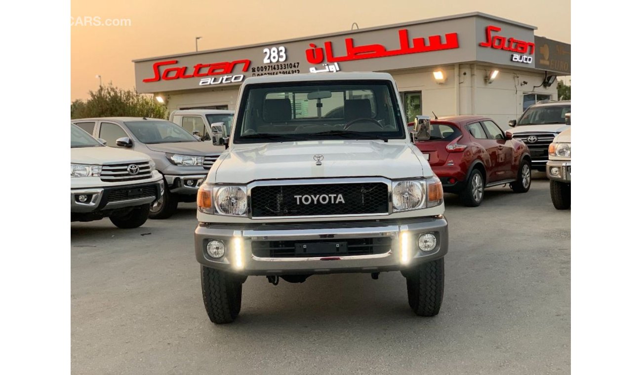 Toyota Land Cruiser Pick Up SIngle Cabin 4x4 4.0L V6 Gasoline