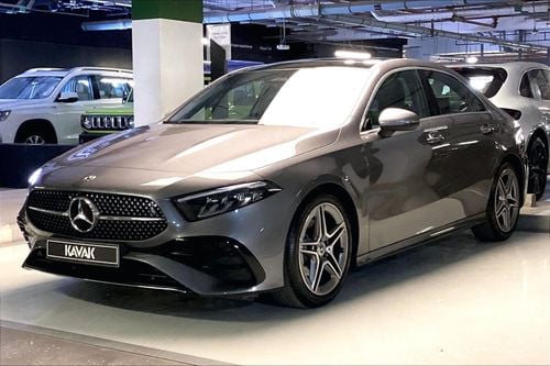 Mercedes-Benz A 200 Premium | Guaranteed Warranty | 0 Down Payment