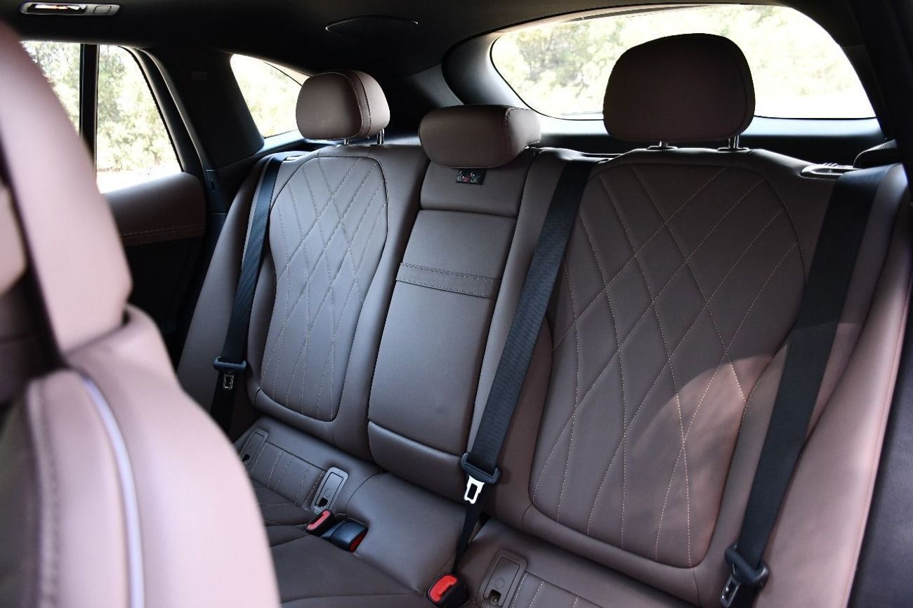 Mercedes-Benz EQE 500 MERCEDES BENZ EQE 500 2023 LOW KM GCC