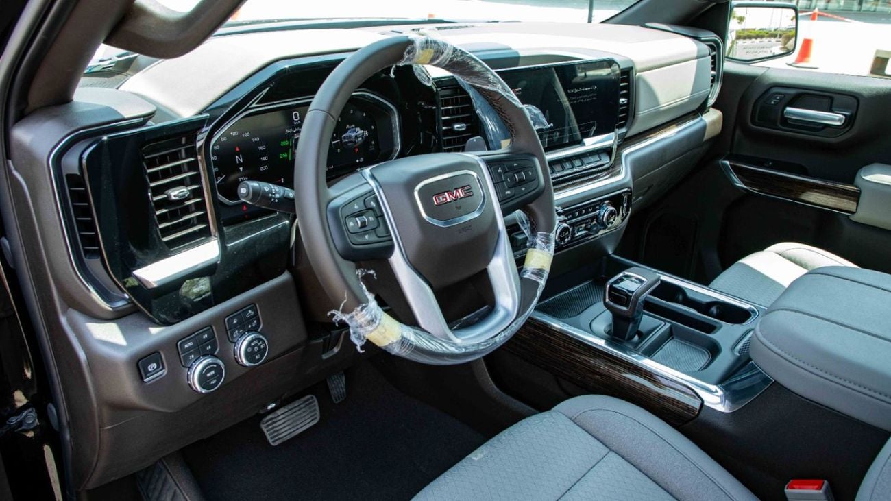 جي أم سي سييرا 1500 CREWCAB ELEVATION | 2026 | GCC | For Local Registration +10%