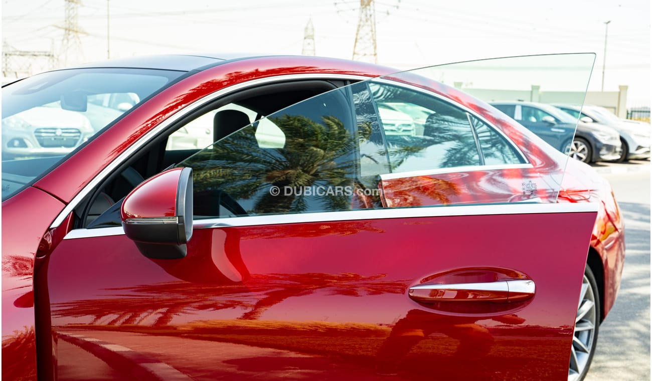 Mercedes-Benz CLA 200 4MATIC Coupe 2023 model + 10% local registration