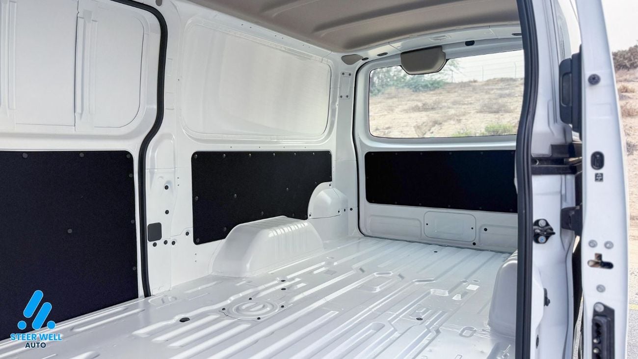 Nissan Urvan 3-Seater Manual (5-Door) NV350 2024 | 2.5L Petrol RWD | SR MN | Dry Van | GCC Specs