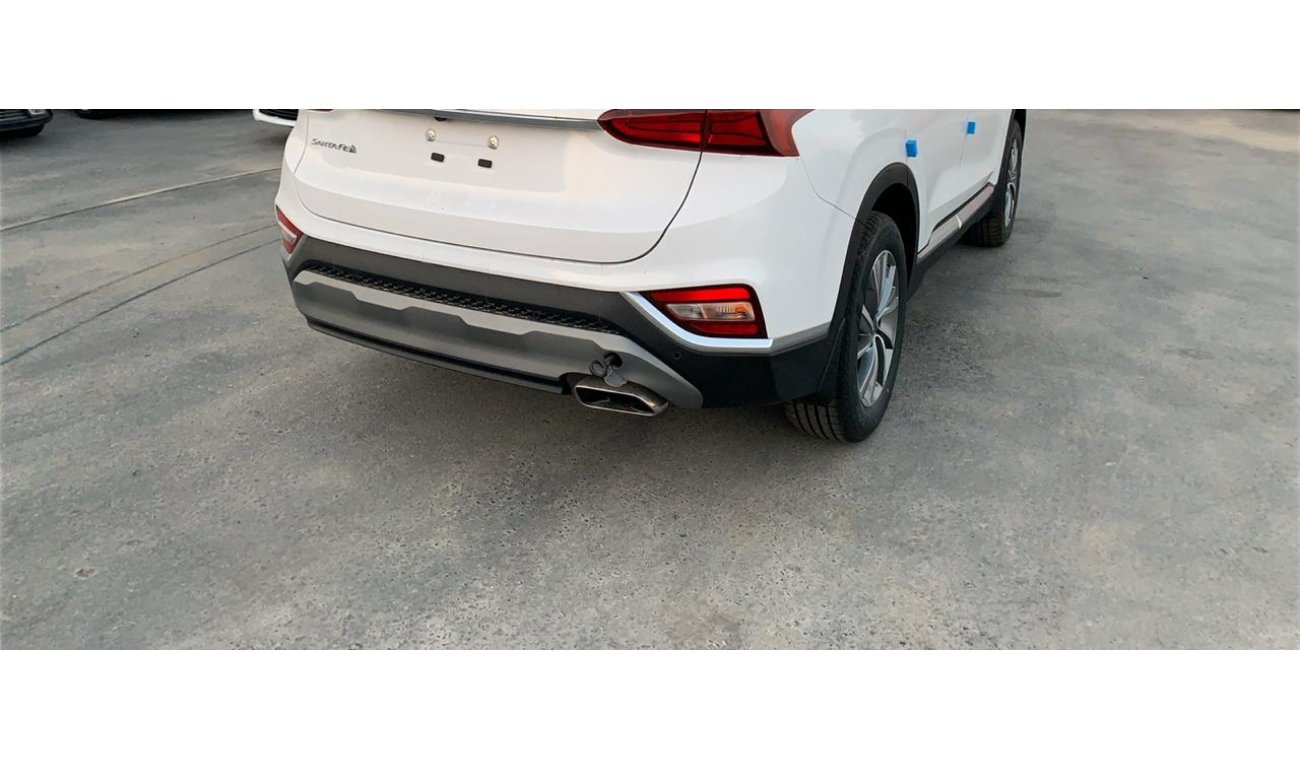 Hyundai Santa Fe with push start and electric seat