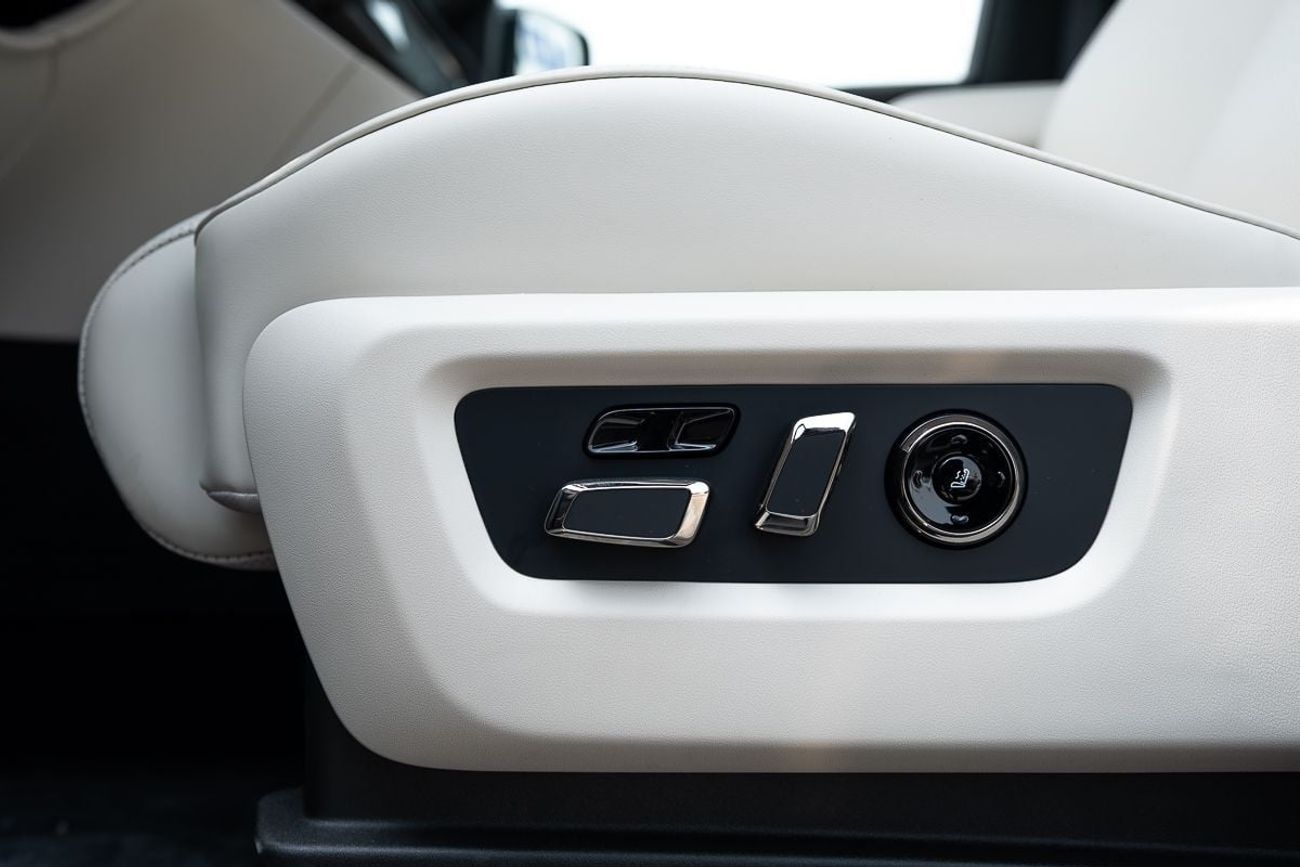 روكس 01 VIP Long Range 6 seaters 2025