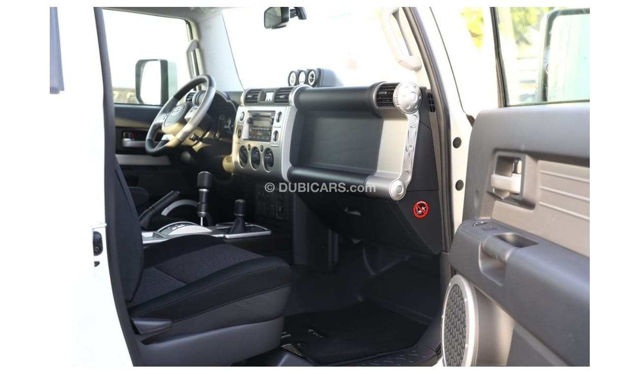 Toyota FJ Cruiser 2023 Toyota FJ Cruiser 4.0 with JBL Petrol - White inside Black | Export Only