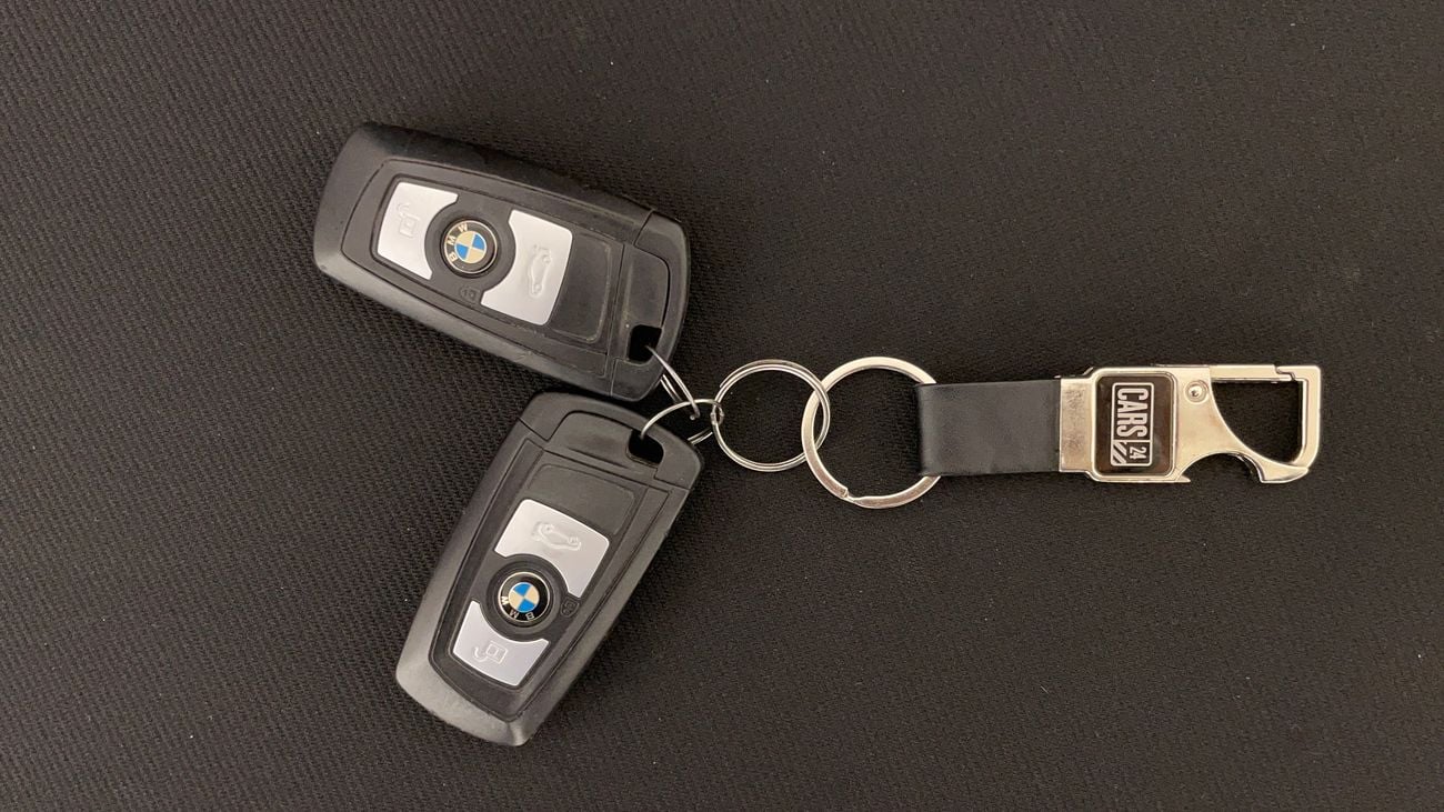 بي أم دبليو 120i EXECUTIVE 2 | بدون دفعة مقدمة | اختبار القيادة في المنزل