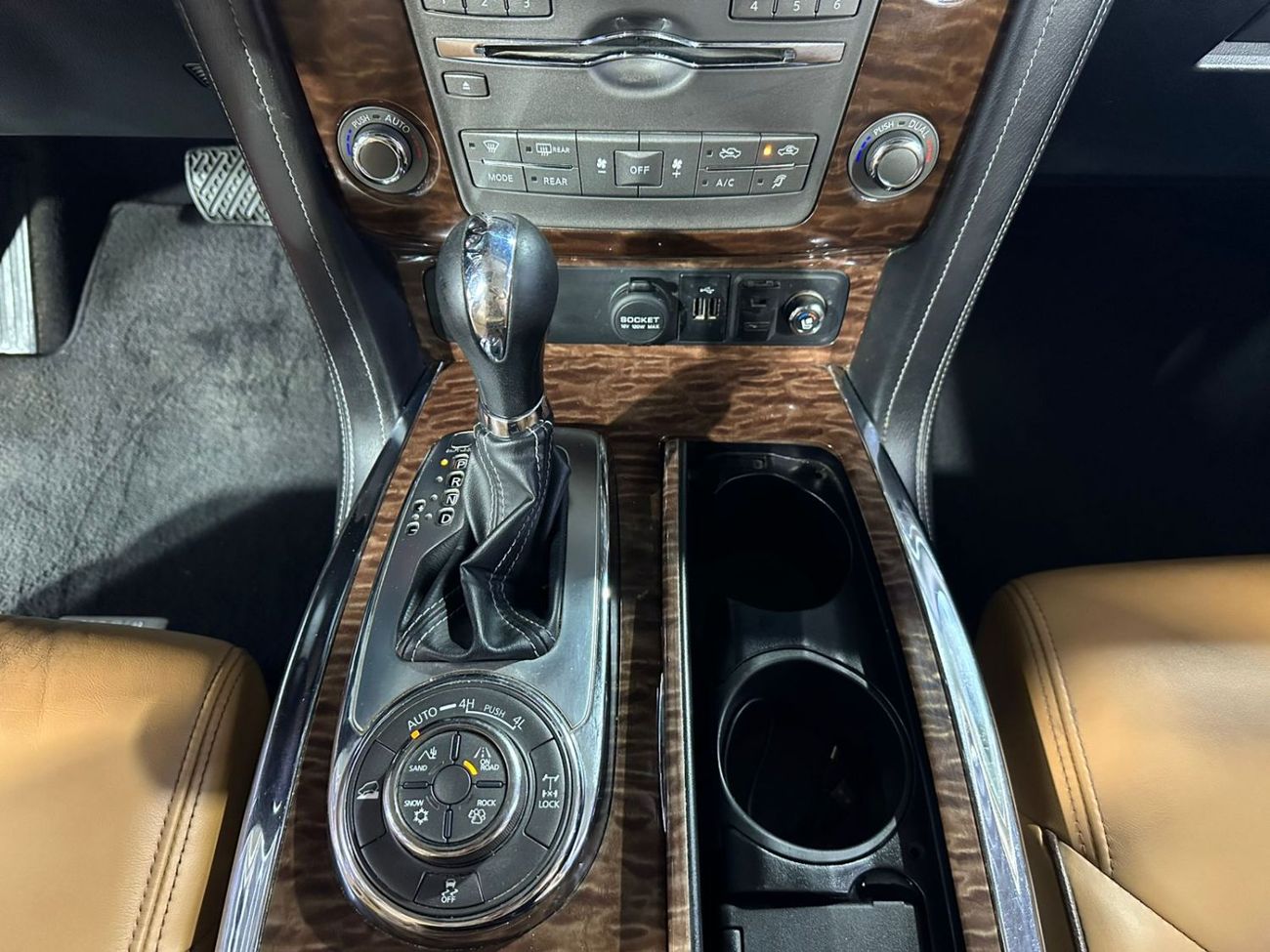 نيسان باترول LE Titanium 5.6L