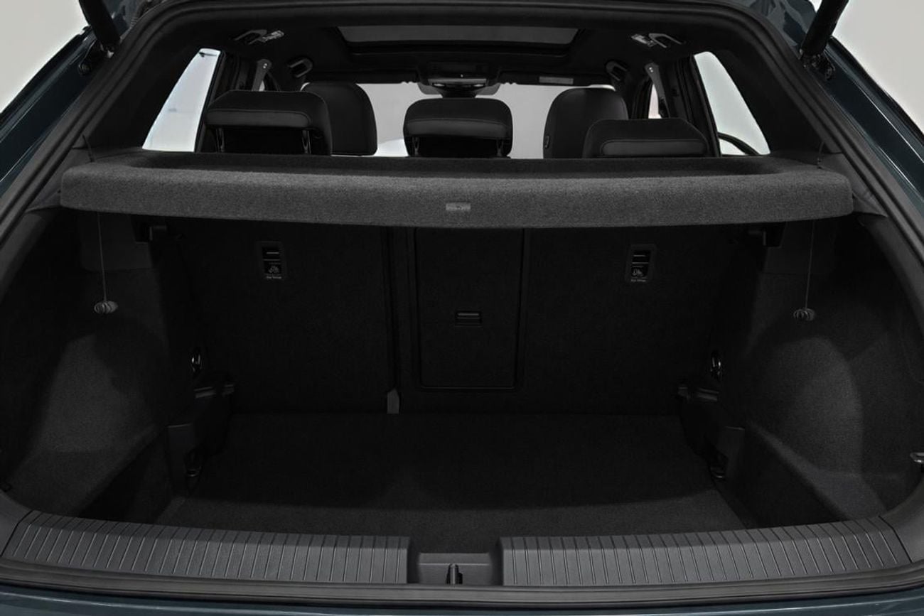 Volkswagen T-ROC R-LINE 2023 | AED 1124/Month | 0 DP | 30 Day Return | Warranty | Service History