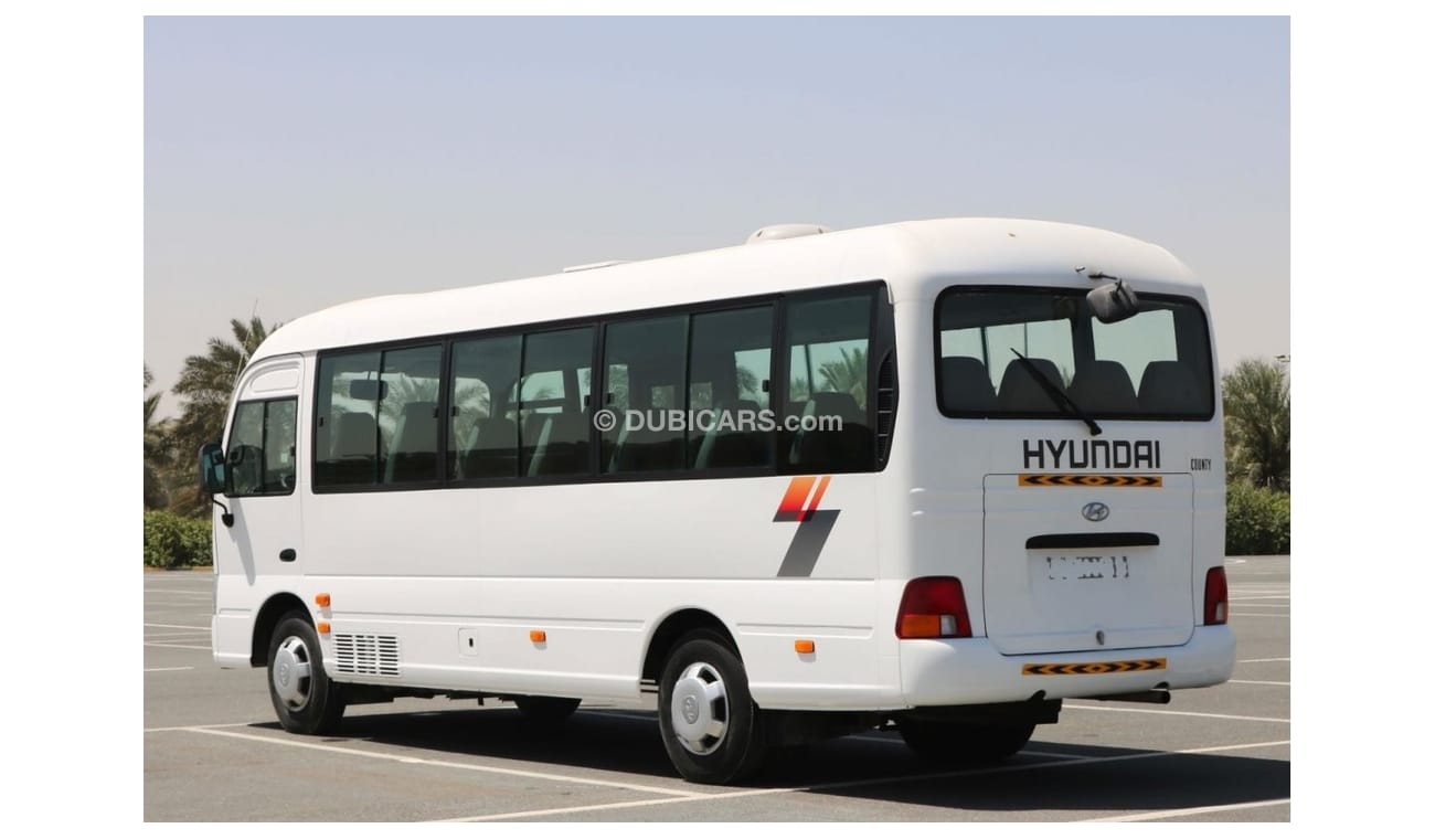 Hyundai County 2016 | New Condition | Hyundai County Bus |  A/C - 30 Seater - DSL - Low Mileage | GCC SPECS