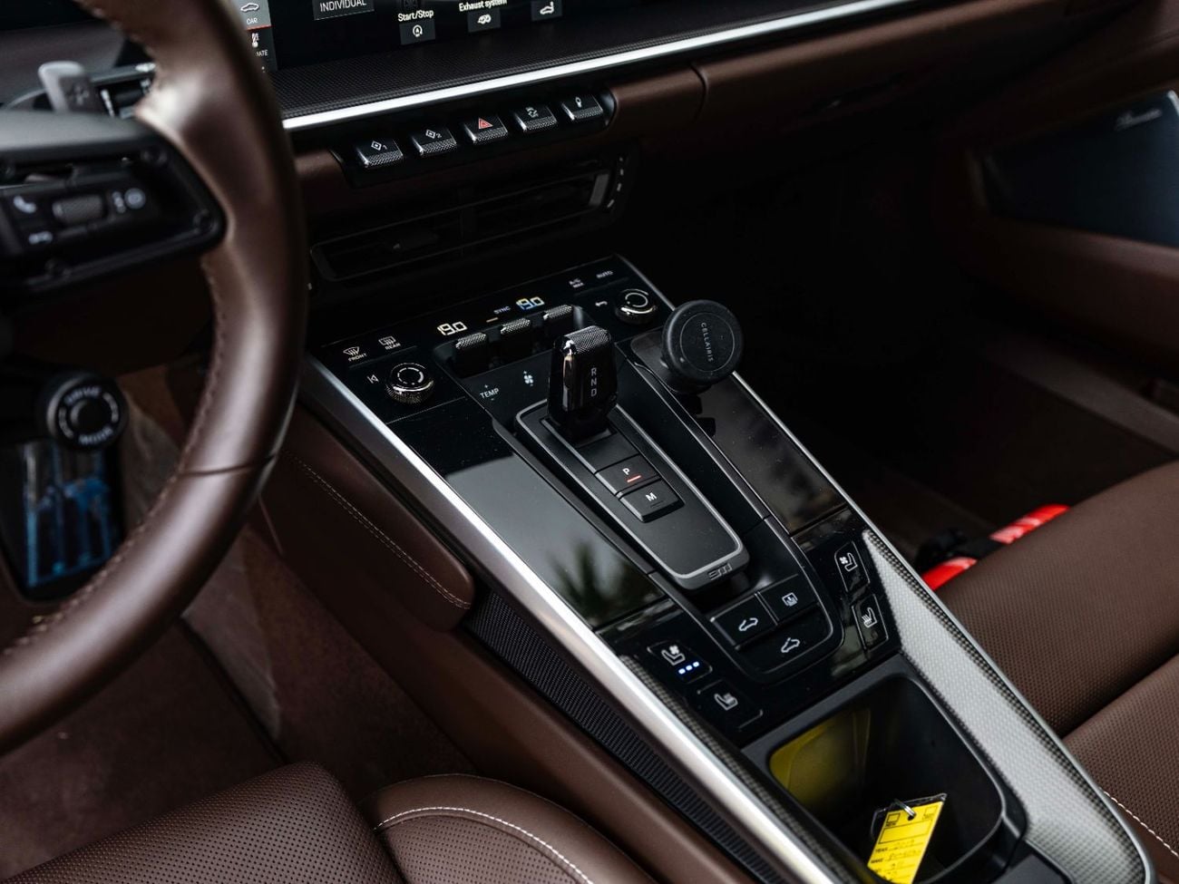 Porsche 911 Carrera 3.0L (444 HP) Coupe