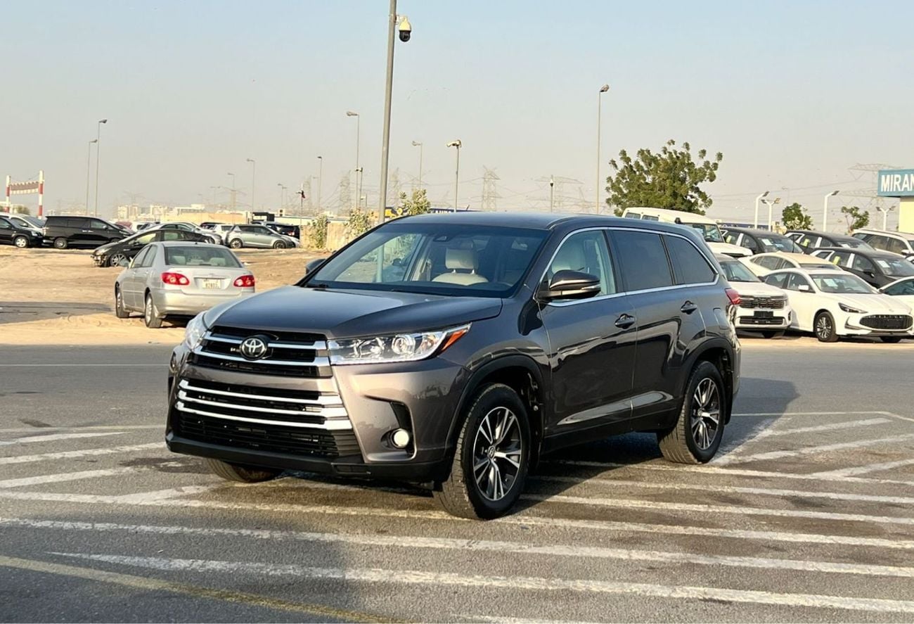 Toyota Highlander LE (NON GCC) — фото 2