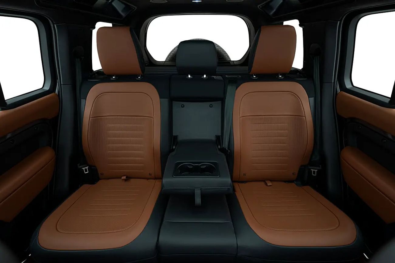 Land Rover Defender 110 Octa - European Specs