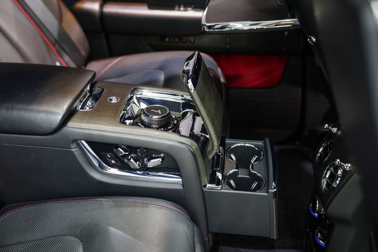 Rolls-Royce Cullinan Black Badge Kit, Viewing Suite, Executive Rear-Seat w/ Entertainment!!