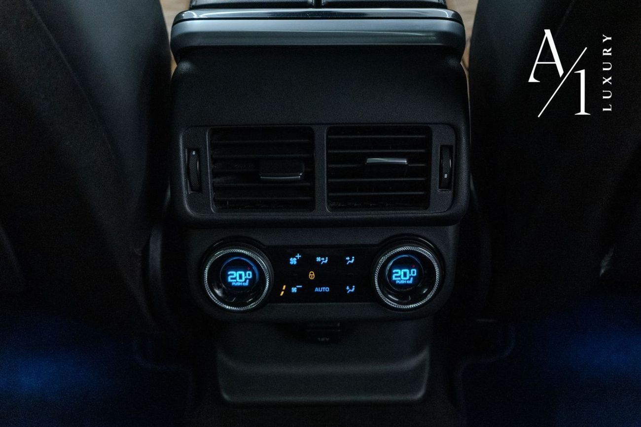 لاند روفر رينج روفر فيلار SVAutobiography Dynamic 5.0L 2020 Range Rover Velar, 2020 Range Rover Velar SV Autobiography V8, War