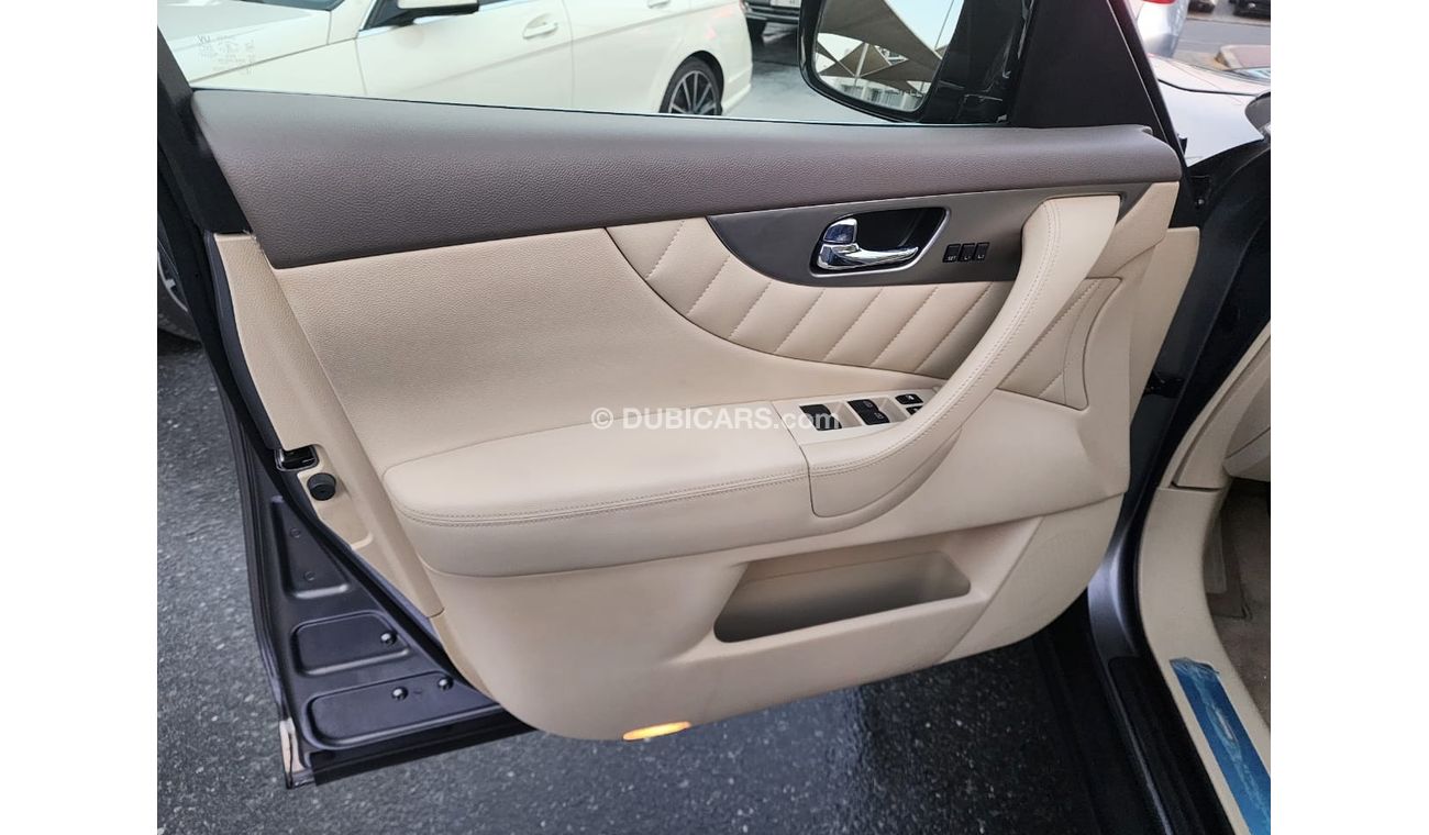 Infiniti QX70 Luxe Sensory Infiniti QX 70 2019